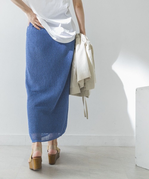 URBAN RESEARCH（アーバンリサーチ）の「メッシュニットスカート（スカート・レディース・ブルー/ブラウン系その他・FREE）」の12枚目の写真