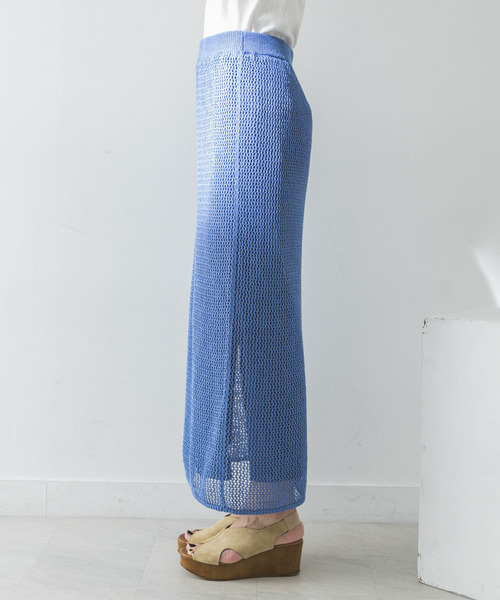 URBAN RESEARCH（アーバンリサーチ）の「メッシュニットスカート（スカート・レディース・ブルー/ブラウン系その他・FREE）」の15枚目の写真