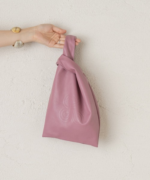 Kastane（カスタネ）の「【kolors like you】フェイクレザーマルシェバッグ（トートバッグ・レディース・サーモンピンク/ブラック/ベージュ/キャメル/シルバー・FREE）」の5枚目の写真