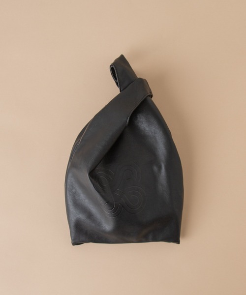 Kastane（カスタネ）の「【kolors like you】フェイクレザーマルシェバッグ（トートバッグ・レディース・サーモンピンク/ブラック/ベージュ/キャメル/シルバー・FREE）」の17枚目の写真