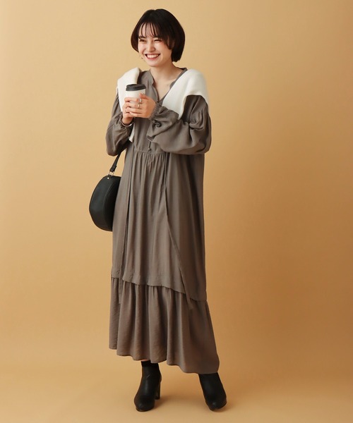 libelle more（リベル モア）の「オーガン紐付きロングワンピース（ワンピース・レディース・グリーン/ブラウン/ピンク/ブラック/グレイッシュベージュ・M/L）」の9枚目の写真