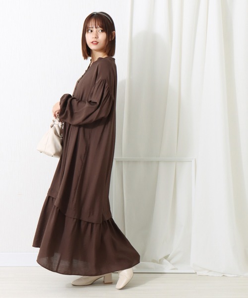 libelle more（リベル モア）の「オーガン紐付きロングワンピース（ワンピース・レディース・グリーン/ブラウン/ピンク/ブラック/グレイッシュベージュ・M/L）」の15枚目の写真