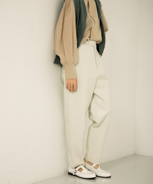 KBF（ケイビーエフ）の「フェイクレザーパンツ（その他パンツ・レディース・ブラック/ライトグレー・ONE）」の3枚目の写真