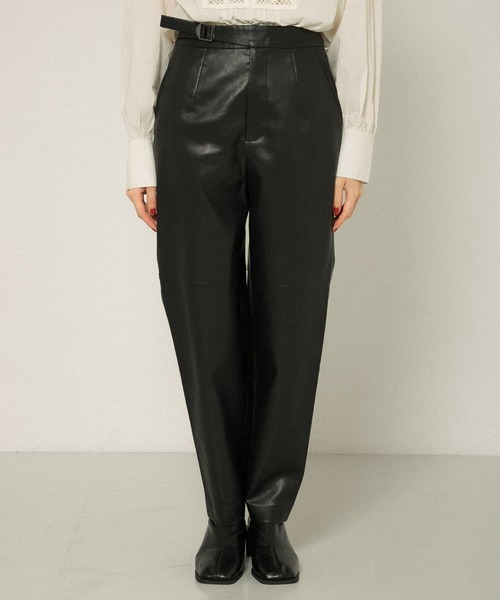 KBF（ケイビーエフ）の「フェイクレザーパンツ（その他パンツ・レディース・ブラック/ライトグレー・ONE）」の4枚目の写真