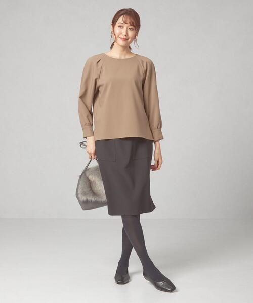 closet story（クローゼットストーリー）の「＜closet story（クローゼットストーリー）＞ダブルクロス タックブラウス -ウォッシャブル-（シャツ/ブラウス・レディース・ベージュ/ネイビー/ナチュラル・FREE）」の14枚目の写真