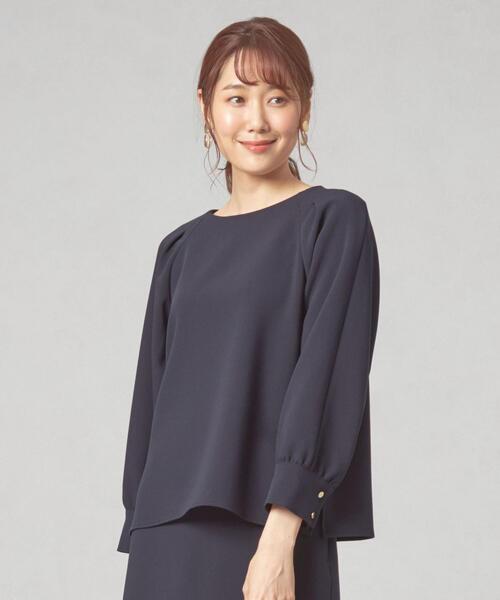 closet story（クローゼットストーリー）の「＜closet story（クローゼットストーリー）＞ダブルクロス タックブラウス -ウォッシャブル-（シャツ/ブラウス・レディース・ベージュ/ネイビー/ナチュラル・FREE）」の13枚目の写真