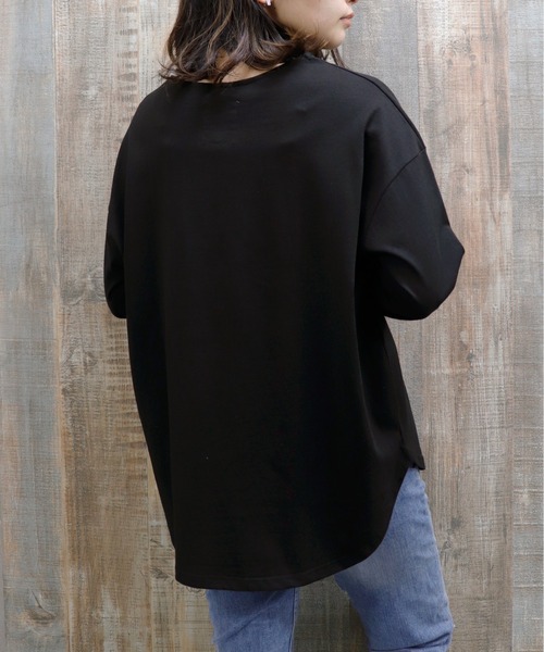 UNDERWRAPS(アンダーラップス)の「ボートネックロンT(M3)(Tシャツ/カットソー・レディース・ホワイト/その他2/ブラック/その他1/ネイビー・LARGE/MEDIUM)」の8枚目の写真