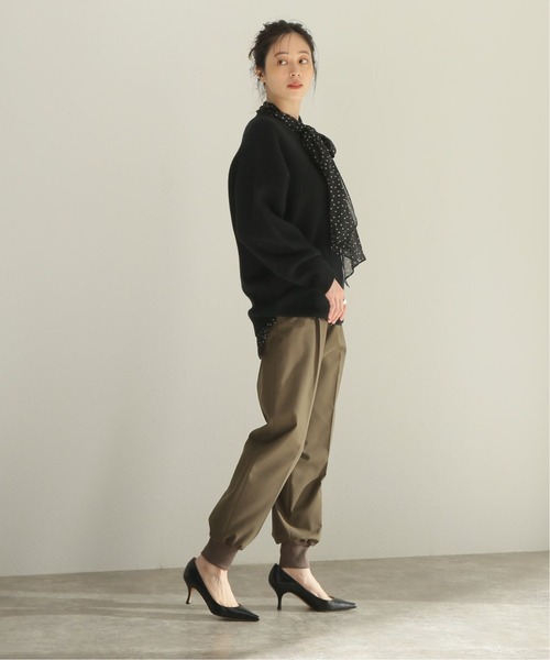 journal standard L'essage（ジャーナルスタンダードレサージュ）の「ウールカシミヤ スムースVネックプルオーバー◆（ニット/セーター・レディース・ブラック/ブラウン/ナチュラル・FREE）」の17枚目の写真