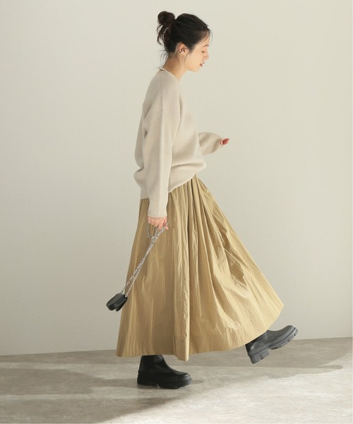 journal standard L'essage（ジャーナルスタンダードレサージュ）の「ウールカシミヤ スムースVネックプルオーバー◆（ニット/セーター・レディース・ブラック/ブラウン/ナチュラル・FREE）」の4枚目の写真