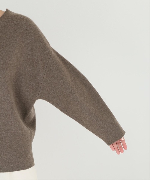 journal standard L'essage（ジャーナルスタンダードレサージュ）の「ウールカシミヤ スムースVネックプルオーバー◆（ニット/セーター・レディース・ブラック/ブラウン/ナチュラル・FREE）」の21枚目の写真