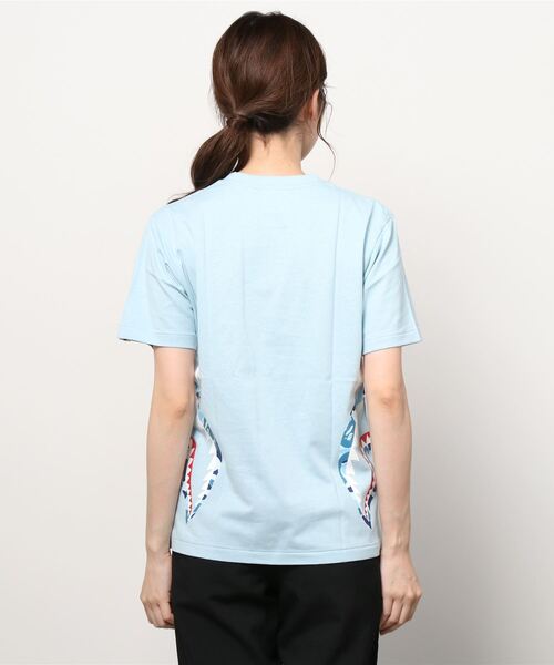 A BATHING APE（アベイシングエイプ）の「ABC CAMO SIDE SHARK TEE L（Tシャツ/カットソー・レディース・サックスブルー/ピンク/パープル・SMALL/MEDIUM/X-SMALL）」の4枚目の写真