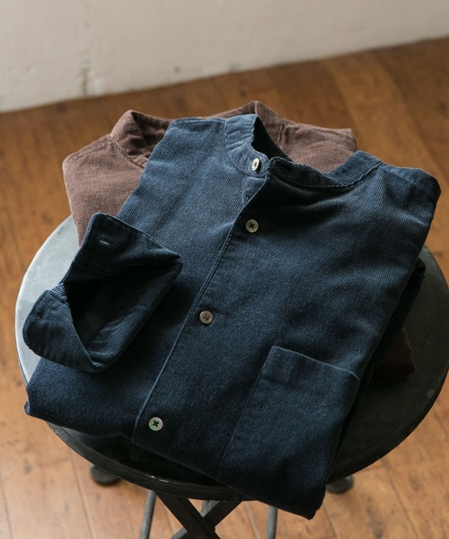 URBAN RESEARCH DOORS（アーバンリサーチドアーズ）の「コーデュロイバンドカラーシャツ（シャツ/ブラウス・メンズ・ベージュ系その他/ブラウン/ブルー系その他/ホワイト系その他・40/38）」の4枚目の写真