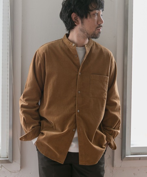 URBAN RESEARCH DOORS（アーバンリサーチドアーズ）の「コーデュロイバンドカラーシャツ（シャツ/ブラウス・メンズ・ベージュ系その他/ブラウン/ブルー系その他/ホワイト系その他・40/38）」の5枚目の写真