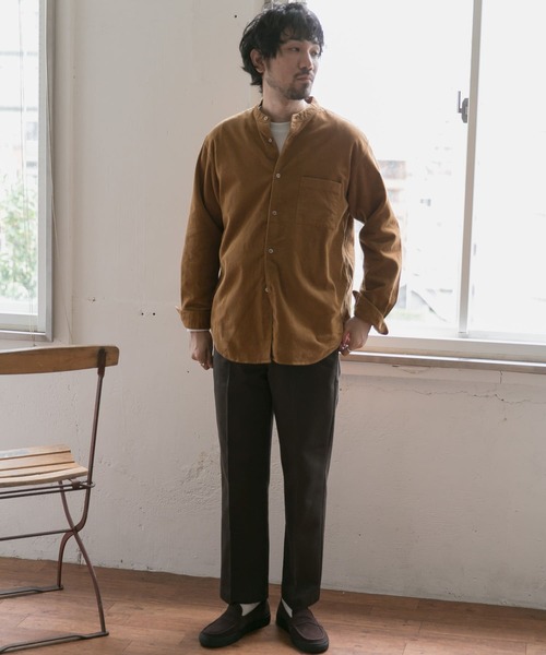 URBAN RESEARCH DOORS（アーバンリサーチドアーズ）の「コーデュロイバンドカラーシャツ（シャツ/ブラウス・メンズ・ベージュ系その他/ブラウン/ブルー系その他/ホワイト系その他・40/38）」の7枚目の写真