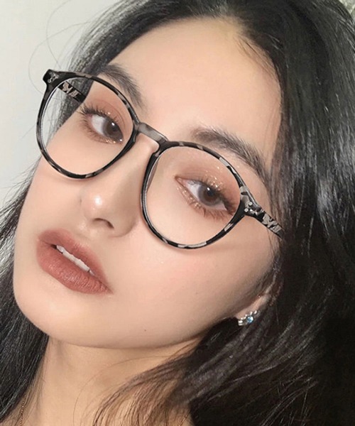 HALEY PESCA(ヘーリーペスカ)の「HALEY PESCA/プレーンフレーム クリア 丸メガネ(メガネ・レディース・ブラック/ベージュ/レオパード・FREE)」の9枚目の写真