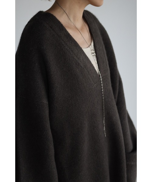 Bonjour Sagan（ボンジュールサガン）の「ディープVネックニット（ニット/セーター・レディース・チャコールグレー/アイボリー/ミント/ベージュ/ピンク系その他/オートミール/グレー系その他/グレー/モカ・FREE）」の16枚目の写真