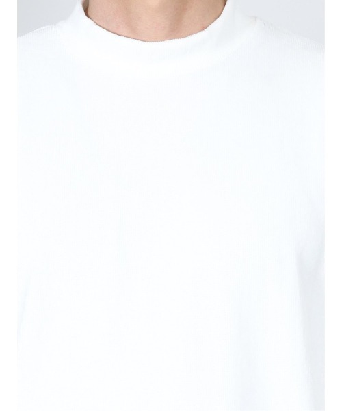 Alexander Julian(アレキサンダージュリアン)の「アレキサンダージュリアンメンズ/ALEXANDER JULIAN:MEN ソフトコールベロア モックネック長袖Tシャツ(Tシャツ/カットソー・メンズ・ベージュ/ホワイト/ブラック・X-LARGE/LARGE/MEDIUM)」の8枚目の写真