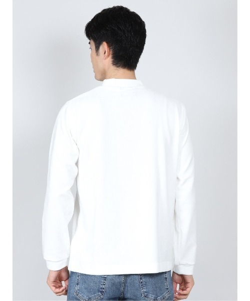 Alexander Julian(アレキサンダージュリアン)の「アレキサンダージュリアンメンズ/ALEXANDER JULIAN:MEN ソフトコールベロア モックネック長袖Tシャツ(Tシャツ/カットソー・メンズ・ベージュ/ホワイト/ブラック・X-LARGE/LARGE/MEDIUM)」の11枚目の写真