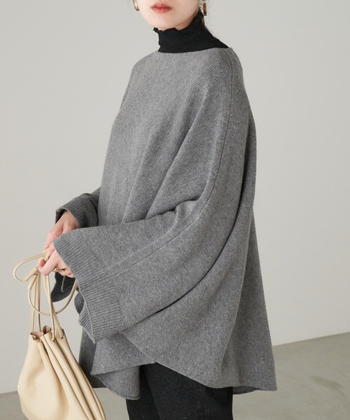 お値下げ❤️GUCCI ベージュ ニットポンチョ グッチ / GUCCIに関する最新記事 | Page 2 | Vogue Japan