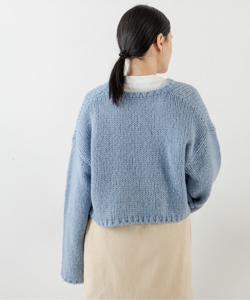 ANGIE(アンジー)の「起毛ローゲージショートニットプルオーバー(ニット/セーター・レディース・ブラック/ベージュ/ピンク/ブルー/アイボリー・FREE)」の9枚目の写真