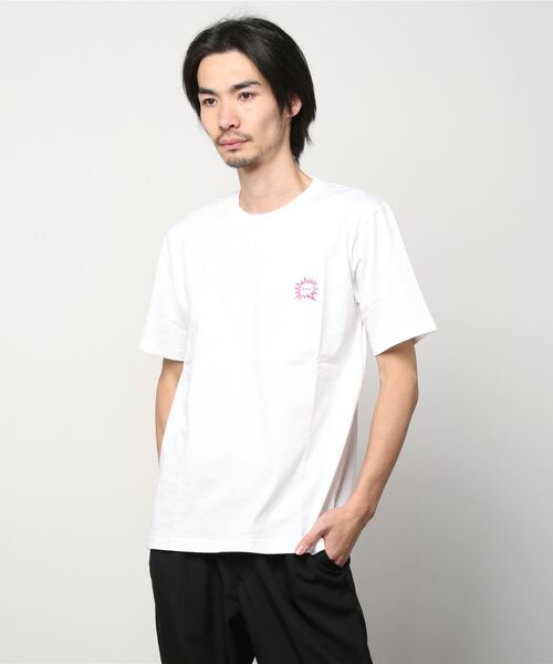 R.R.G.S（アールアールジーエス）の「LOGO EMBROIDERY T-SHIRTS（Tシャツ/カットソー・メンズ・ホワイト×グリーン/ホワイト×ブラック/ブラック×ホワイト/ブラック×レッド/ブラック×イエロー/ブラック×ピンク/ホワイト×ピンク/ホワイト×レッド・SMALL/MEDIUM/LARGE/X-LARGE）」の5枚目の写真