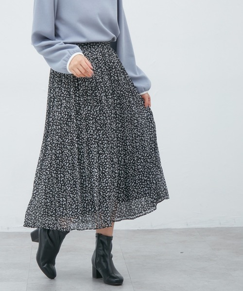 Honeys（ハニーズ）の「プリーツスカート（スカート・レディース・ベージュ/ブラック系その他/グリーン系その他/ブルー系その他/ベージュ×ブラック・S/M/L）」の2枚目の写真