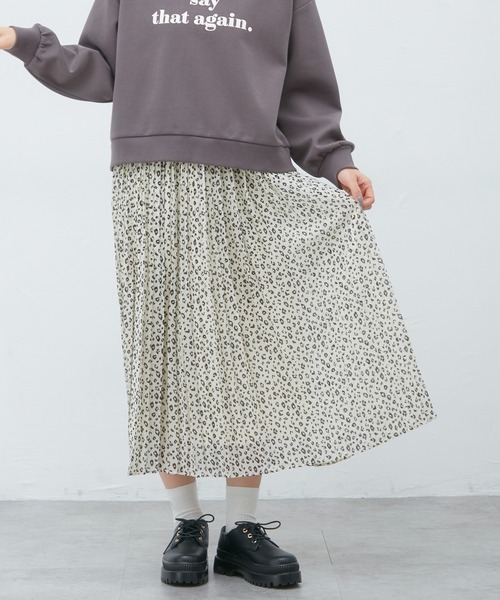 Honeys（ハニーズ）の「プリーツスカート（スカート・レディース・ベージュ/ブラック系その他/グリーン系その他/ブルー系その他/ベージュ×ブラック・S/M/L）」の4枚目の写真