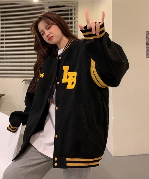 .KOM(ドットコム)の「A'GEM/9 × .kom『.kom/ドットケーオーエム』Lettered Stadium JUMPER レタードスタジャン 長袖 ブルゾン(スタジャン・レディース・ブラック/アイボリー・L)」の22枚目の写真