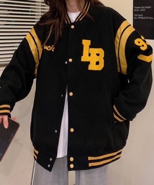 .KOM(ドットコム)の「A'GEM/9 × .kom『.kom/ドットケーオーエム』Lettered Stadium JUMPER レタードスタジャン 長袖 ブルゾン(スタジャン・レディース・ブラック/アイボリー・L)」の16枚目の写真
