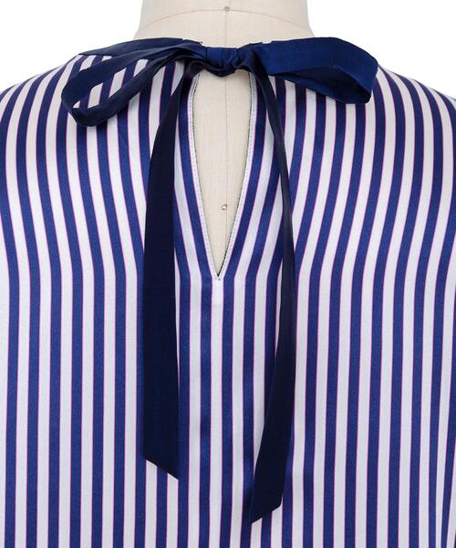 Drawer(ドゥロワー)の「<Drawer(ドゥロワー)> シルクストライプバックリボンブラウス(シャツ/ブラウス・レディース・ネイビー・FREE)」の8枚目の写真