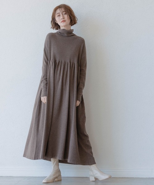 A part by(アパートバイ)の「HGタートルギャザーワンピース 257988(ワンピース・レディース・グリーン系その他7/ライトブラウン/ブラック・FREE)」の3枚目の写真