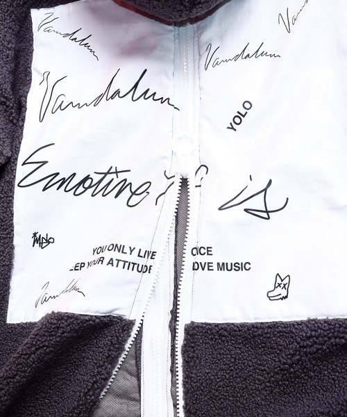 AFYF（エーエフワイエフ）の「FUR BACK ZIP PARKA/ビッグシルエット ファーバックZIPパーカー（パーカー・メンズ・チャコールグレー/ブルー系その他/キャメル/ワインレッド・FREE）」の5枚目の写真