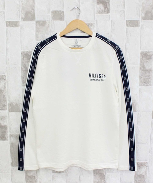 TOMMY HILFIGER（トミーヒルフィガー）の「サイドラインスウェットプルオーバー 09T4087（スウェット・メンズ・ホワイト/ブラック/チャコール/ネイビー/アイボリー/グレー・S/M/L/XL）」の6枚目の写真
