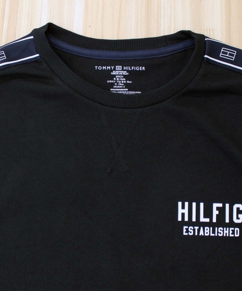 TOMMY HILFIGER（トミーヒルフィガー）の「サイドラインスウェットプルオーバー 09T4087（スウェット・メンズ・ホワイト/ブラック/チャコール/ネイビー/アイボリー/グレー・S/M/L/XL）」の14枚目の写真