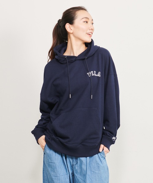FILA(フィラ)の「【FILA/フィラ】WEB限定 別注 ワンポイント カレッジロゴ ビックシルエット ドロップショルダー パーカー フ―ディー 裏毛(パーカー・メンズ・ホワイト/ブラック/ネイビー/ピンク系その他・LL/M/L)」の17枚目の写真