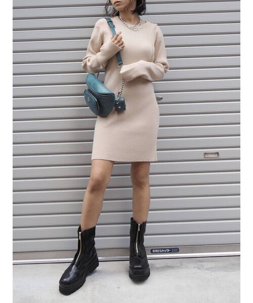 EVRIS（エヴリス）の「チェーンベルトボディBAG（ボディバッグ/ウエストポーチ・レディース・ブラック/ベージュ/ブルー・FREE）」の20枚目の写真