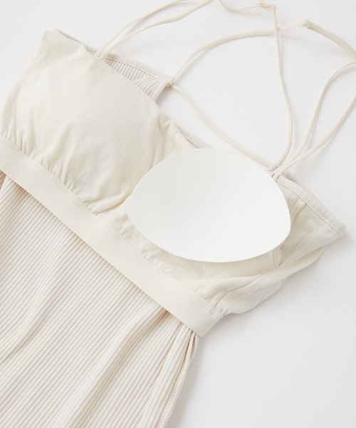 Chico（チコ）の「【WEB限定サイズあり】パット付きバッククロスベアキャミソール（キャミソール・レディース・アイボリー/ブラック/グレー/ピンク/ミント・FREE/X-SMALL）」の8枚目の写真