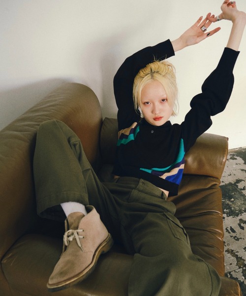 WHO'S WHO gallery（フーズフーギャラリー）の「ウェーブニットポロ（ポロシャツ・レディース・ブラック/オフホワイト・FREE）」の5枚目の写真