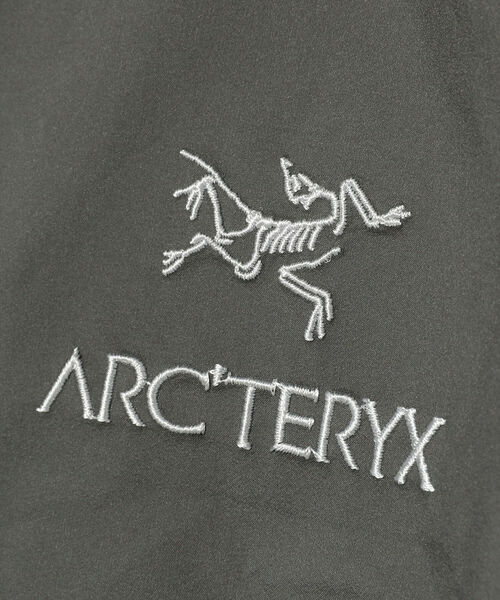 ARC'TERYX（アークテリクス）の「ARC’TERYX / Beta Jacket（マウンテンパーカー・メンズ・チャコールグレー/ブラック/ネイビー・SMALL/MEDIUM/X-LARGE/LARGE/XX-LARGE）」の9枚目の写真