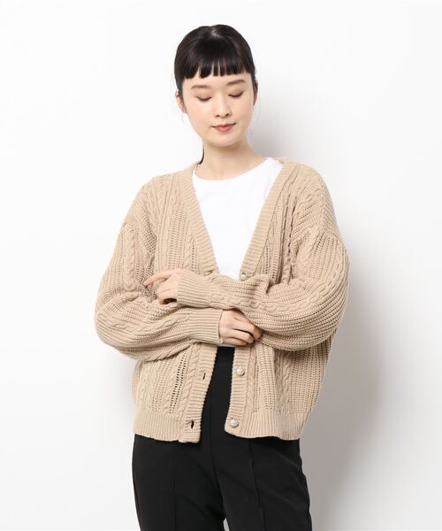axes femme（アクシーズファム）の「バックリボンニットカーデ（カーディガン/ボレロ・レディース・イエロー/ベージュ/チャコール/サックスブルー・MEDIUM）」の3枚目の写真