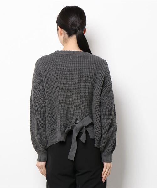 axes femme（アクシーズファム）の「バックリボンニットカーデ（カーディガン/ボレロ・レディース・イエロー/ベージュ/チャコール/サックスブルー・MEDIUM）」の5枚目の写真
