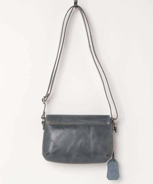 fes(フェス)の「fes フェス本革ミニショルダーバッグ(ショルダーバッグ・レディース・レッド/グリーン/キャメル/ネイビー・FREE)」の5枚目の写真