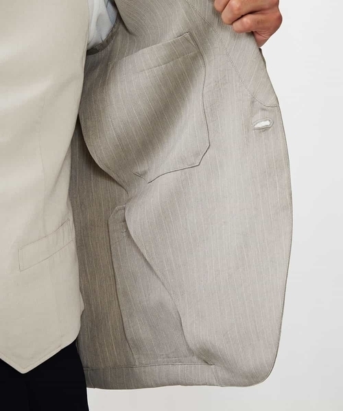 MICHEL KLEIN HOMME (ミッシェルクランオム)の「ストライプジャケット(ノーカラージャケット・メンズ・ブラック/ベージュ・MEDIUM/LARGE/X-LARGE)」の11枚目の写真