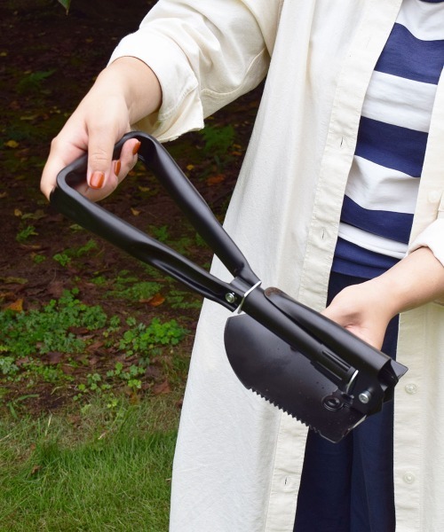 entre square(アントレスクエアー)の「bcl/585 フォーダブル マルチ シャベル ピッケル ポータブル 折り畳み(アウトドアグッズ・レディース・カーキ/ブラック・ONE SIZE)」の16枚目の写真