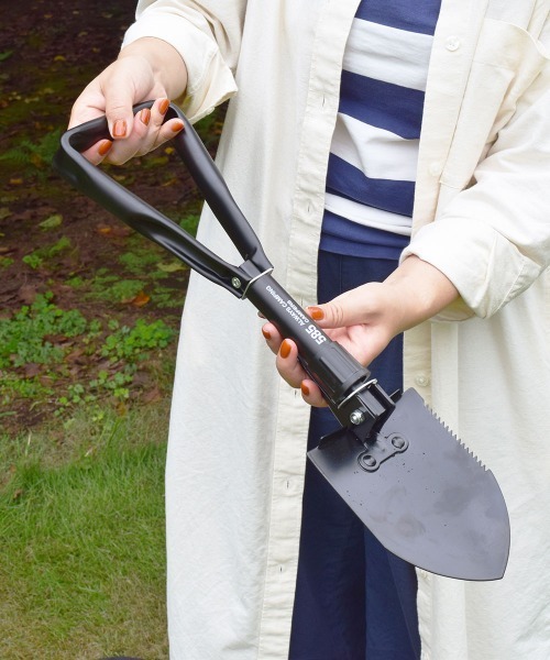 entre square(アントレスクエアー)の「bcl/585 フォーダブル マルチ シャベル ピッケル ポータブル 折り畳み(アウトドアグッズ・レディース・カーキ/ブラック・ONE SIZE)」の17枚目の写真