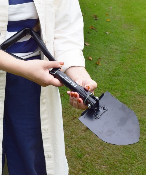 entre square(アントレスクエアー)の「bcl/585 フォーダブル マルチ シャベル ピッケル ポータブル 折り畳み(アウトドアグッズ・レディース・カーキ/ブラック・ONE SIZE)」の18枚目の写真