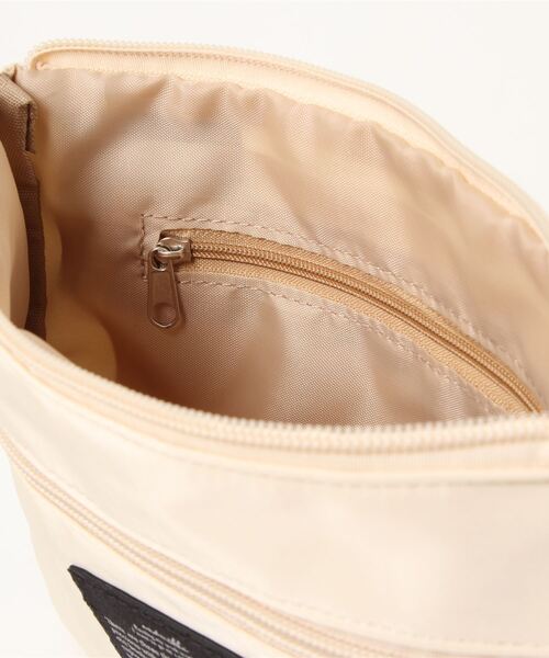 Green　Parks（グリーンパークス）の「・and mikka ミニショルダー付きリュック（トートバッグ・レディース・アイボリー/ブラック・FREE）」の9枚目の写真