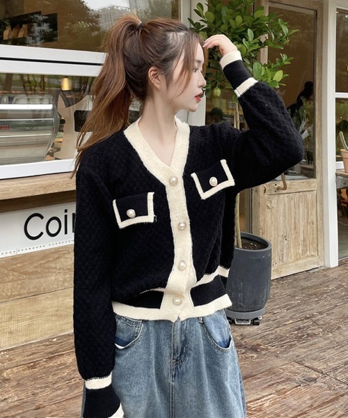 VIBGYOR Women(ヴィブジョー ウィメン)の「【KOREA SELECT】バイカラー ニット カーディガン(カーディガン/ボレロ・レディース・ホワイト/ブラック・FREE)」の5枚目の写真