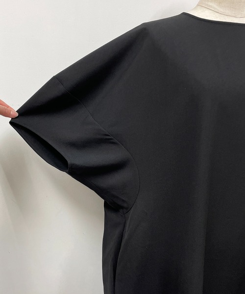 PICCIN（ピッチン）の「コクーンスリーブタックワンピース（ワンピース・レディース・ブラック/イエロー/ブルー・M）」の22枚目の写真