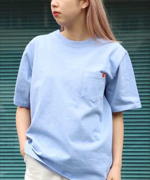 UNIVERSAL OVERALL(ユニバーサルオーバーオール)の「UNIVERSAL OVERALL/ユニバーサルオーバーオール POCKET TEE_PIGMENTDYE ポケットTピグメント 半袖Tシャツ(Tシャツ/カットソー・メンズ・ベージュ/オリーブ/サックスブルー/マスタード・M/XL/L)」の13枚目の写真